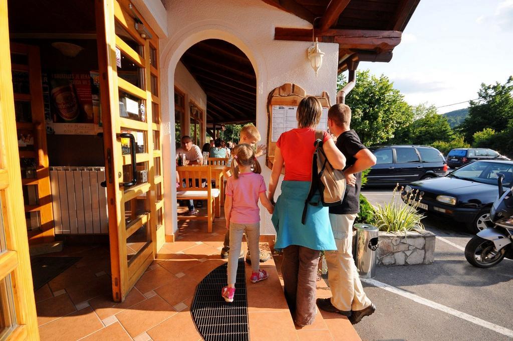 Plitvicka Vrela Hotel Grabovac  Exterior photo